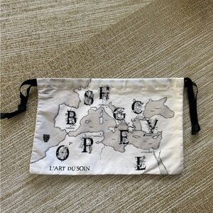 Diptyque Paris L’Art Du Soin Dustbag | White with Black Map Design | Authentic